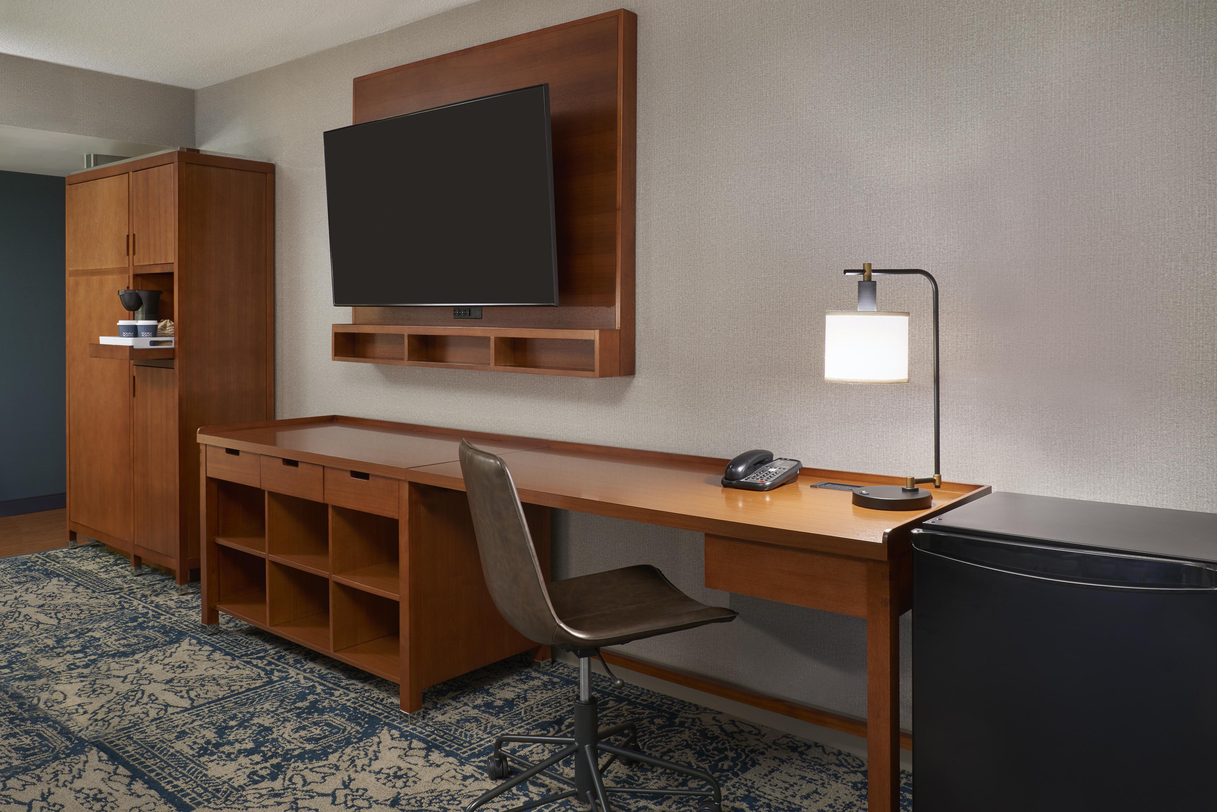 Hotel Four Points By Sheraton & Conference Centre Gatineau-ottawa