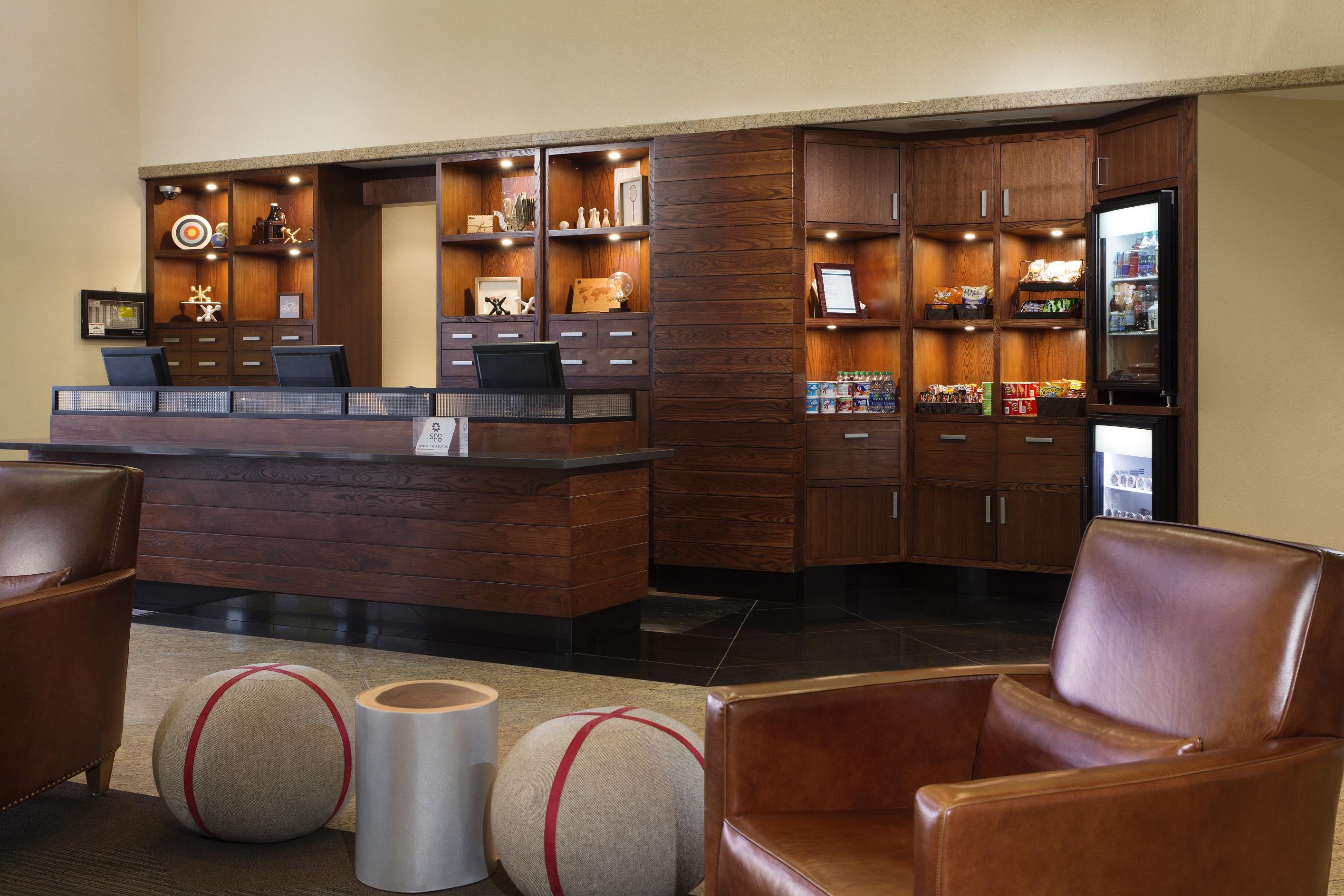 Four Points By Sheraton & Conference Centre Gatineau-ottawa Hotel 4*